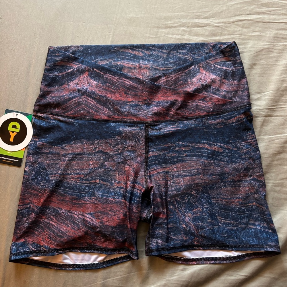 Marble yoga democracy movement compression shorts